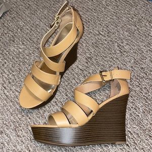 Express tan heels size 10 worn once
